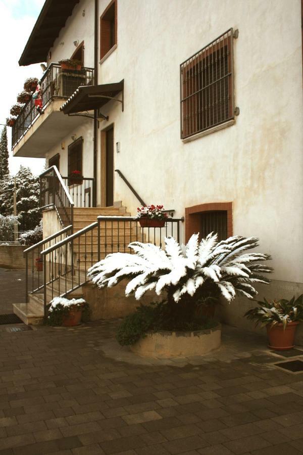 La Casa Del Gelso Fiorito Apartment Eboli Bagian luar foto